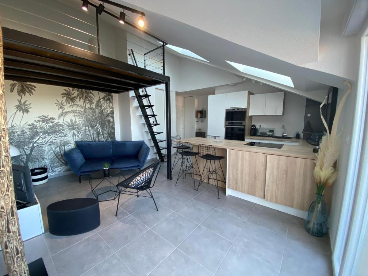 Appart & Fleurinoise Balcon Ascenseur Climatisation Fleurieux-sur-lʼArbresle Eksteriør bilde